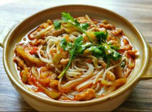 Shredded Pork and Pickled Vegetable Noodles
