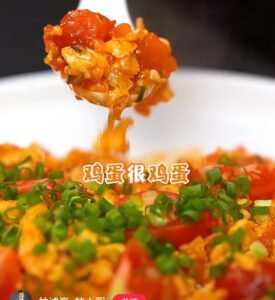 Tomato and Egg Stir-Fry