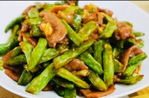 Braised Green Beans with Pork